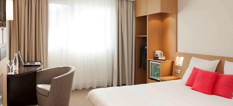 Hotel Novotel Pau Pyrenees Pau: Foto 