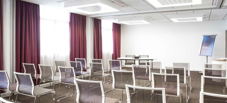 Hotel Novotel Pau Pyrenees Pau: Foto 