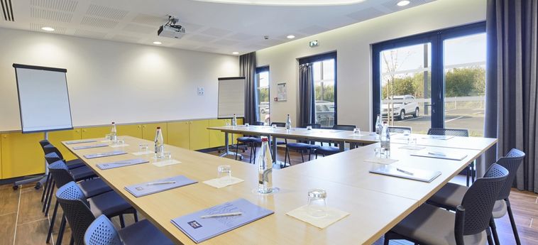 Hotel Kyriad Prestige Pau - Zenith - Palais Des Sports Pau: Photo 