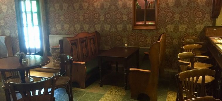 Hotel The Horseshoe Inn:  PEEBLES