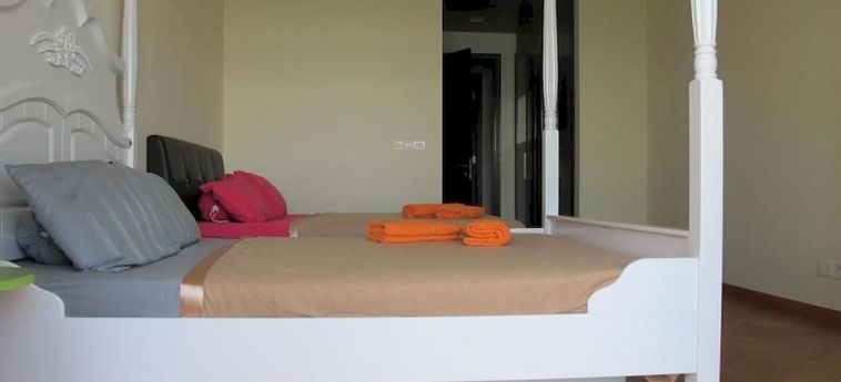 Hotel Luxury Suites @ Straits Quay:  PENANG