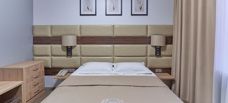 Aura Cityhotel:  PERM