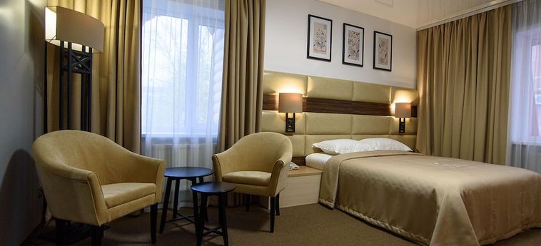 Aura Cityhotel:  PERM