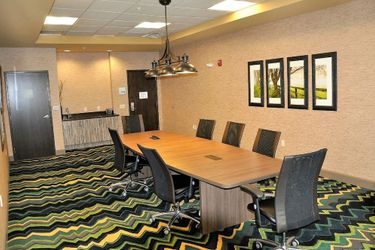 Hotel Holiday Inn Express & Suites Perry-National Fairground Area:  PERRY (GA)