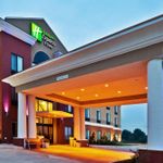 HOLIDAY INN EXPRESS & SUITES PERRY 2 Stars