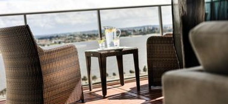 Hotel Fraser Suites:  PERTH - WESTERN AUSTRALIA