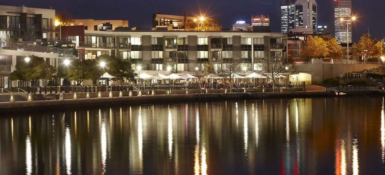 East Perth Suites Hotel:  PERTH - WESTERN AUSTRALIA