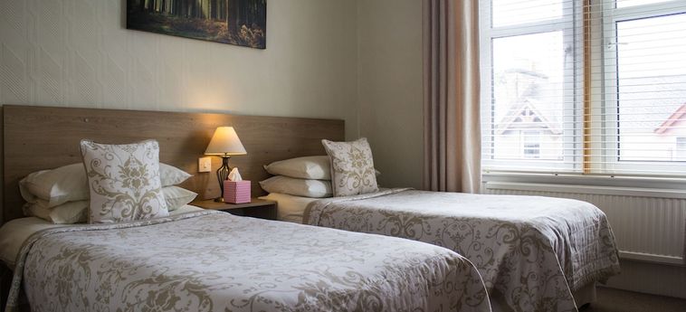 Hazeldene Guest House B&Amp;B:  PERTH