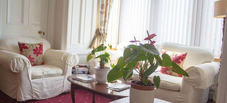 Hazeldene Guest House B&Amp;B:  PERTH