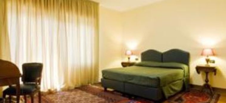 Hotel Quality Comfort Rooms:  PESCARA