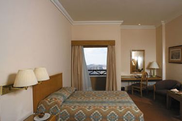 Hotel Movenpick Nabatean Castle:  PETRA
