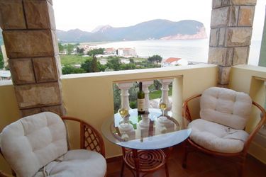 Hotel Castellamare Residence:  PETROVAC