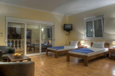 Hotel Castellamare Residence:  PETROVAC