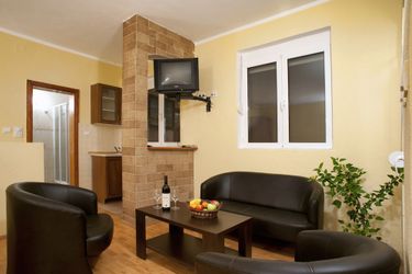 Hotel Castellamare Residence:  PETROVAC