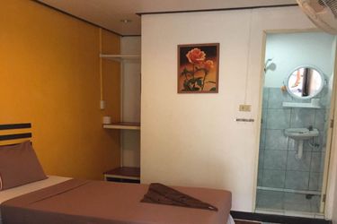 Coco's Guesthouse:  PHI PHI ISLAND