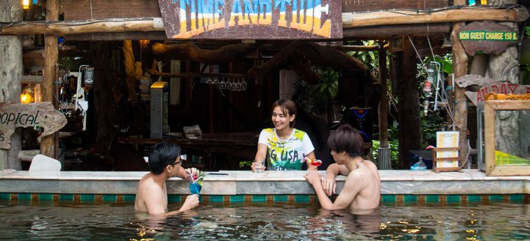 Hotel Tropical Garden Bungalow:  PHI PHI ISLAND
