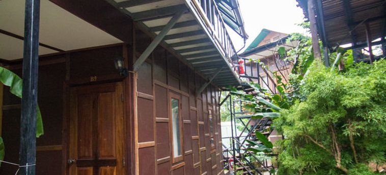 Hotel Tropical Garden Bungalow:  PHI PHI ISLAND