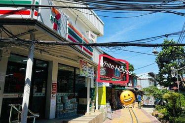 White House Phi Phi Island: Photo 
