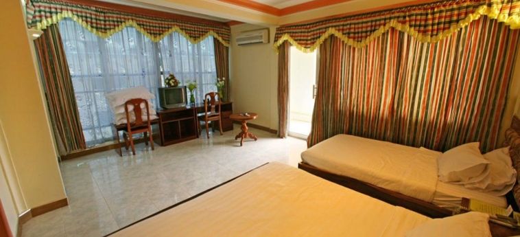 Hotel Lucky Star:  PHNOM PENH