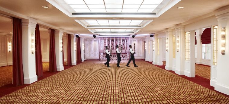 Raffles Hotel Le Royal:  PHNOM PENH