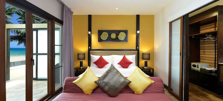 Hotel Andaman White Beach Resort Phuket : Photo 