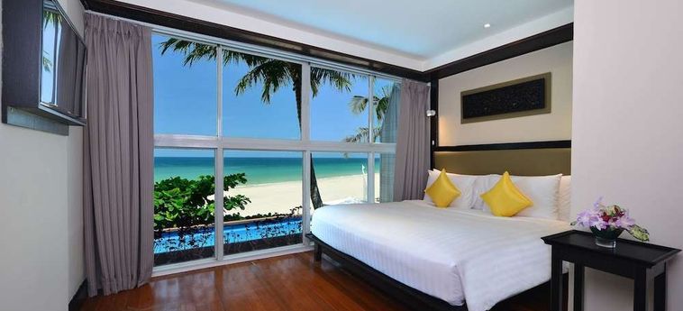 Hotel Andaman White Beach Resort Phuket : Photo 