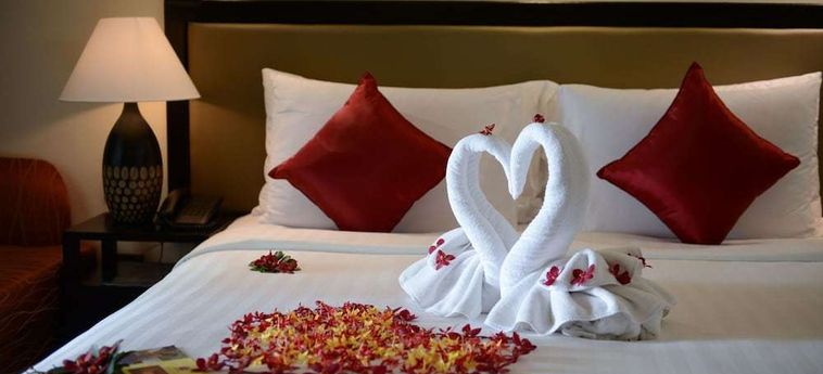 Hotel Andaman White Beach Resort Phuket : Photo 