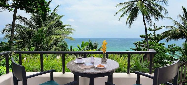 Hotel Andaman White Beach Resort Phuket : Photo 