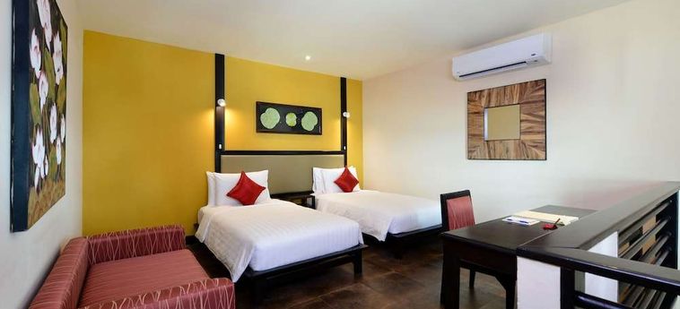 Hotel Andaman White Beach Resort Phuket: Foto 