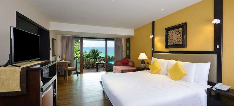 Hotel Andaman White Beach Resort Phuket: Foto 