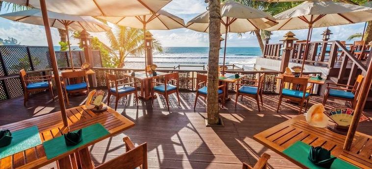 Hotel Andaman White Beach Resort Phuket: Foto 