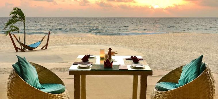 Hotel Andaman White Beach Resort Phuket: Foto 