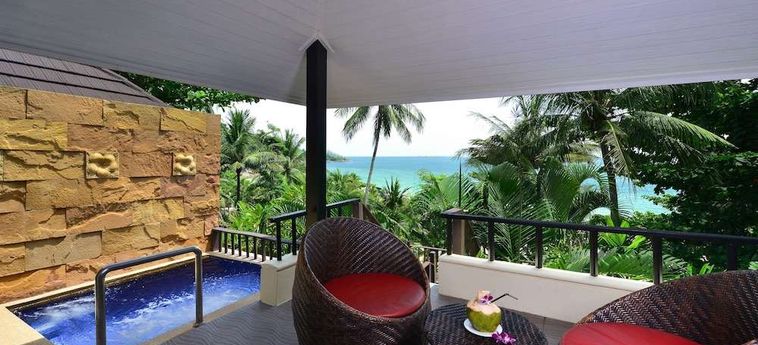 Hotel Andaman White Beach Resort:  PHUKET