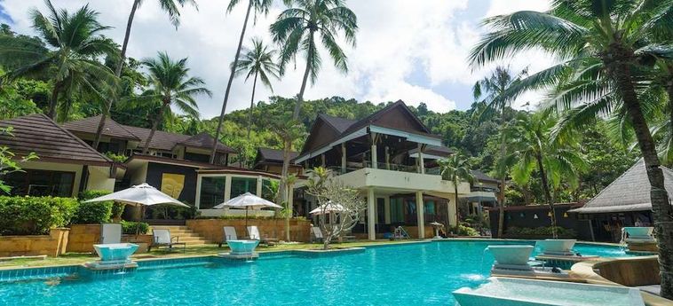 Hotel Andaman White Beach Resort:  PHUKET