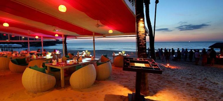 Hotel Andaman White Beach Resort:  PHUKET