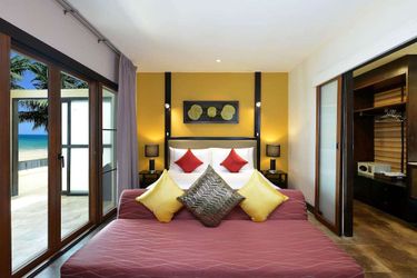 Hotel Andaman White Beach Resort Phuket: Photo 