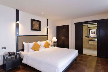 Hotel Andaman White Beach Resort Phuket: Photo 