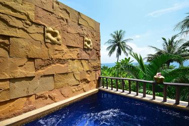 Hotel Andaman White Beach Resort Phuket: Photo 