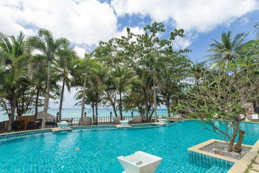 Hotel Andaman White Beach Resort Phuket: Photo 