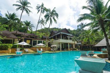 Hotel Andaman White Beach Resort Phuket: Photo 
