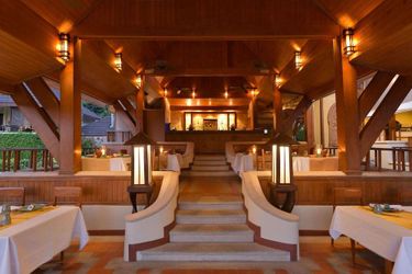 Hotel Andaman White Beach Resort Phuket: Photo 