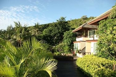 Hotel Andaman White Beach Resort Phuket: Photo 