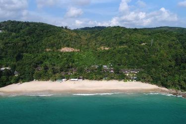 Hotel Andaman White Beach Resort Phuket: Photo 