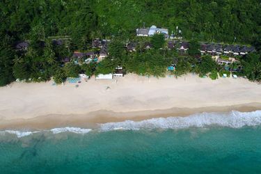 Hotel Andaman White Beach Resort Phuket: Photo 