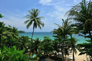 Hotel Andaman White Beach Resort Phuket: Photo 