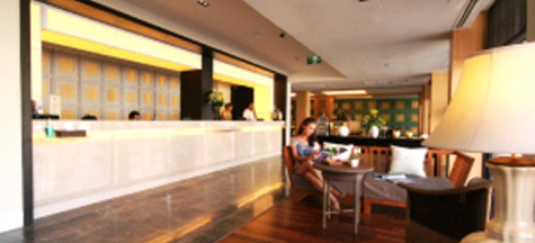 Hotel Sawaddi Patong Resort:  PHUKET