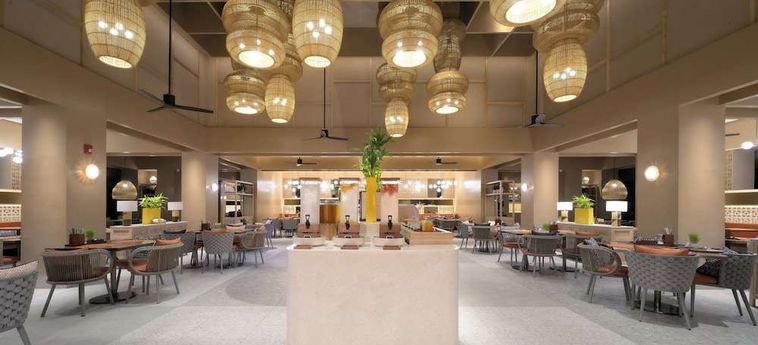 Hotel Centara Karon Resort Phuket:  PHUKET