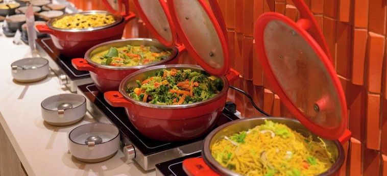 Hotel Centara Karon Resort Phuket:  PHUKET