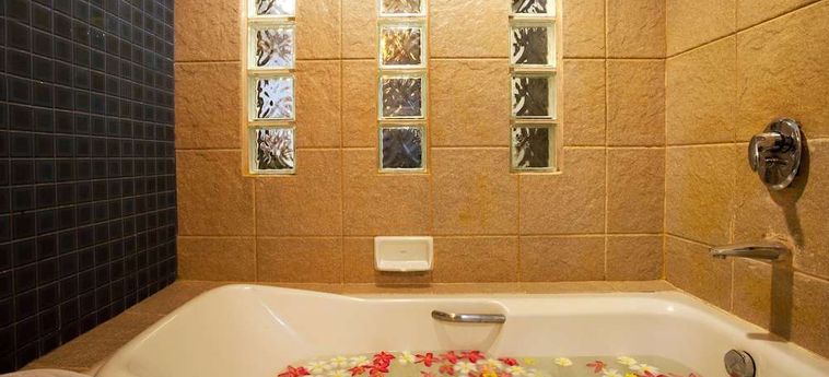 Hotel Woraburi Resort &Amp; Spa:  PHUKET