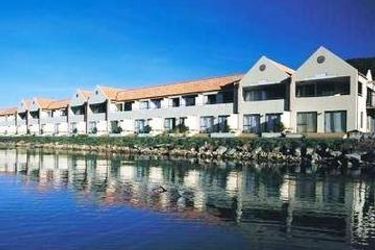 Apartments On The Waterfront:  PICTON